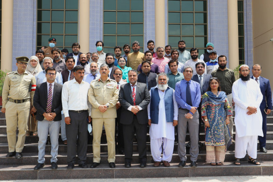 Corps Commander Bahawalpur Visits the Islamia University of Bahawalpur