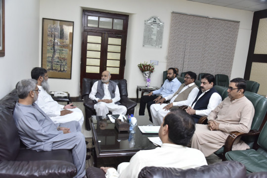 A delegation of Bahawalpur Chamber of Commerce and Industry met Vice Chancellor Professor Dr Naveed Akhtar