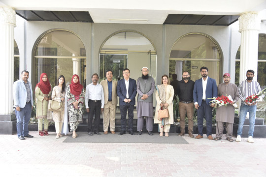 Chairman PCATP Ar. Muhammad Arif Changezi and Ar. Dr. Yasmeen Ahmed Member Executive Committee PCATP visited IUB