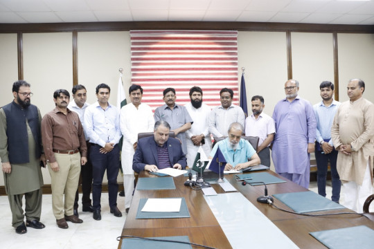 MoU Signed with FARMDAR to cooperate on soil sampling and sensor calibration