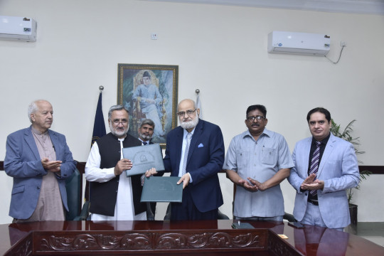 A cooperation agreement was signed between Islamia University of Bahawalpur and Iqbal Academy Pakistan at Abbasia Campus