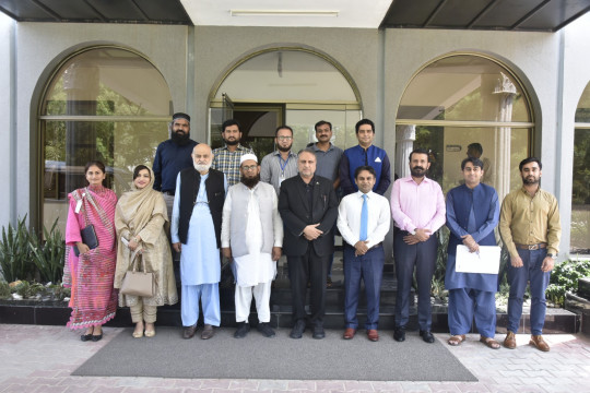 Signing of MoU between IUB and three clinical labs and diagnostic centers at VC Secretariat, BJC