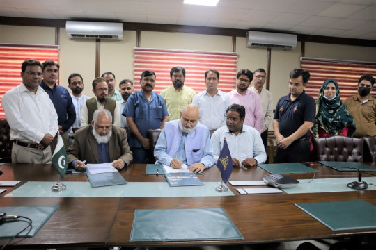 MoU was signed between the Islamia University of Bahawalpur (IUB) and Potato Research Institute Sahiwal (PRI)