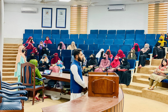 IUB organized the Husne Qiraat and Naat were organized at the the Faculty of Physical and Mathematical Science