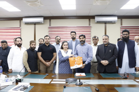 Regional Plan 9 IUB signed MOU with BCCI to promote entrepreneurship development in the region