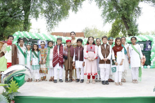 University Model School, the Islamia University of Bahawalpur celebrates 75th Independence Day of Pakistan