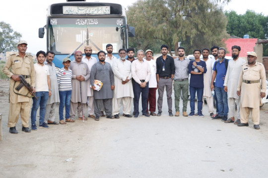 Distribution of 1000 Raashan bags to flood affected areas of South Punjab on the instructions of VC IUB