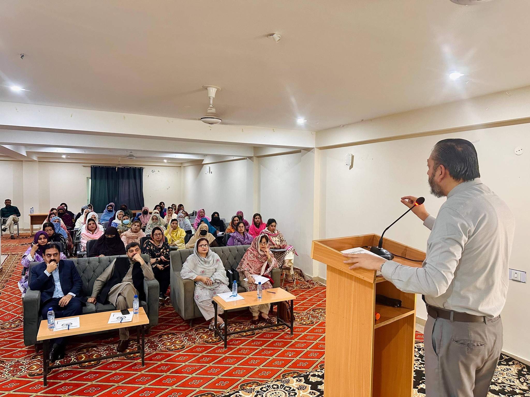 IUB organized a training workshop on Outcome-Based Education for affiliated colleges of Bahawalpur.
