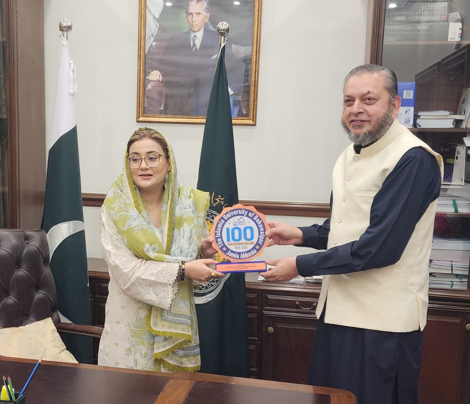Vice Chancellor Prof. Dr. Muhammad Kamran met with Punjab Information Minister Azma Bukhari in Lahore.