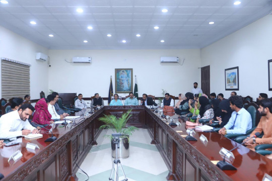A "Suggestions and Recommendations" discussion was held at IUB to talk about the upcoming federal budget.