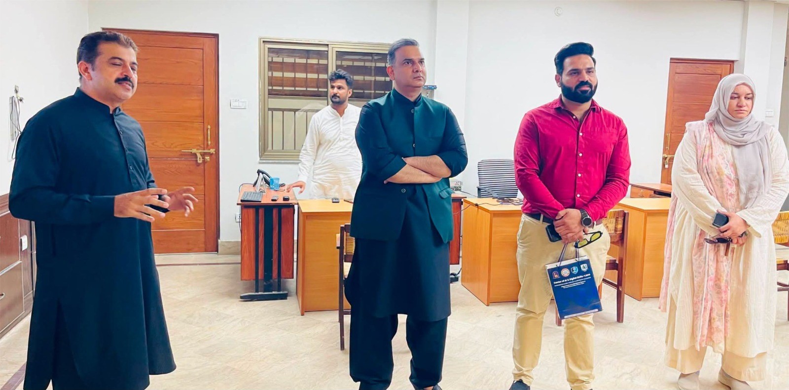 #ali-aijaz-a-representative-of-the-british-council-visited-the-iub-for-the-establishment-of-an-ielts-center Ali Aijaz, a representative of the British Council, visited the IUB for the establishment of an IELTS center