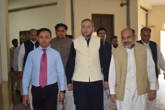 Vice Chancellor Prof. Dr. Muhammad Kamran visited the Bahawalnagar Campus to review the campus activities.
