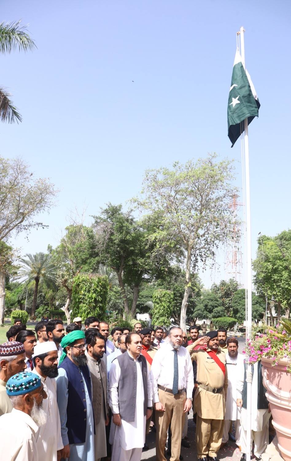 Flag hosting ceremony at the IUB on completion of one year of Kamyab Mark-e-Haq Bunyan-ul-Marsoos.