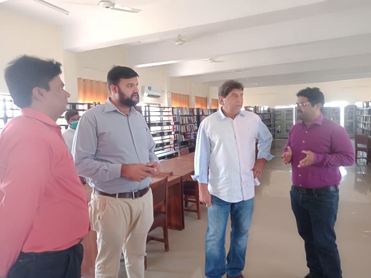 Renowned social personality visits IUB Rahim Yar Khan Campus
