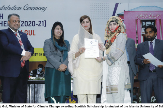 Federal Minister of State, Ms. Zartaj Gul Awards Pakistan Scottish Scholarships to 71 Female IUB Graduates