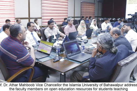 IUB organized a training workshop on General Education Courses and Open Education Resources