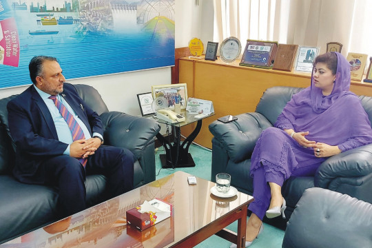 Vice Chancellor IUB meeting with Ms. Kanwal Shuazab